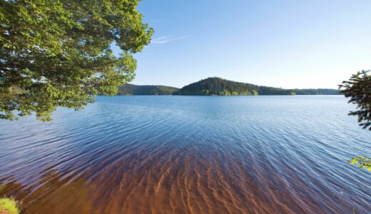 LAC PIERRE PERCEE 2